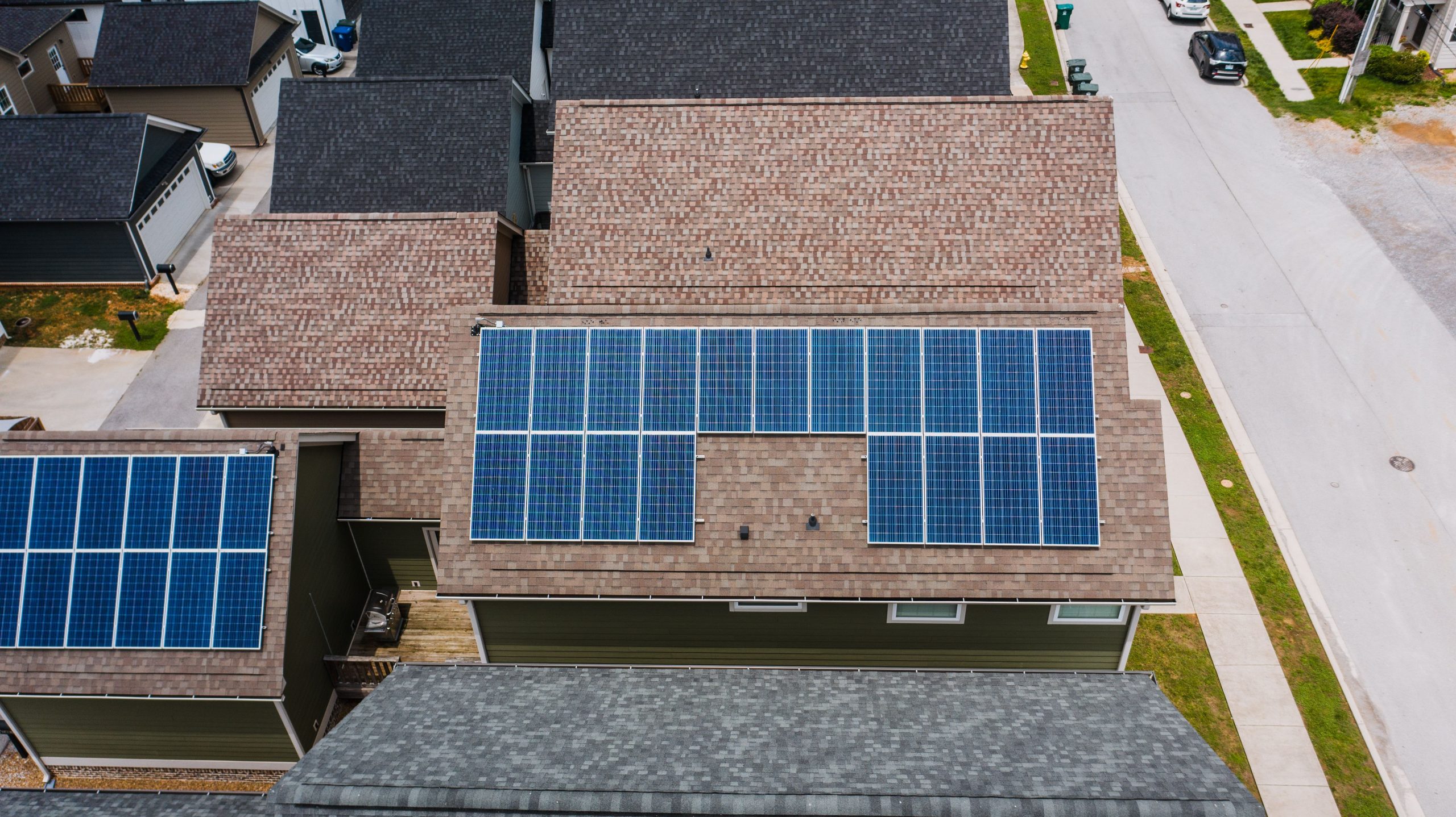 Baterías para empresas en Amería Placas Solares